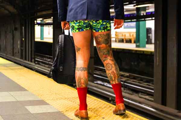 «Journée sans pantalon»: quand les usagers du métro se dévoilent