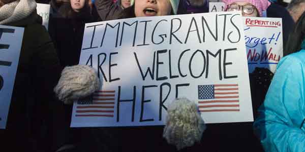 Décret migratoire: Trump dénonce une justice «politisée»
