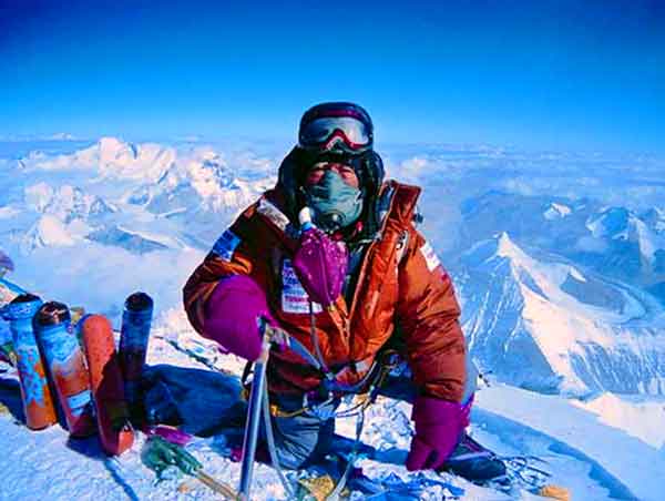 Un Népalais veut reconquérir l’Everest à 85 ans