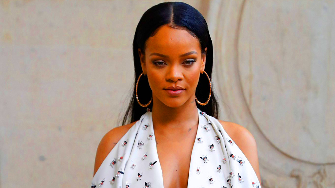 Rihanna nommée personnalité humanitaire de l’année par Harvard
