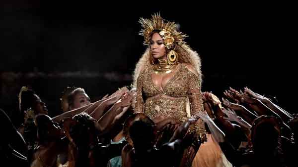 La performance de Beyoncé lors des Grammy Awards fait réagir