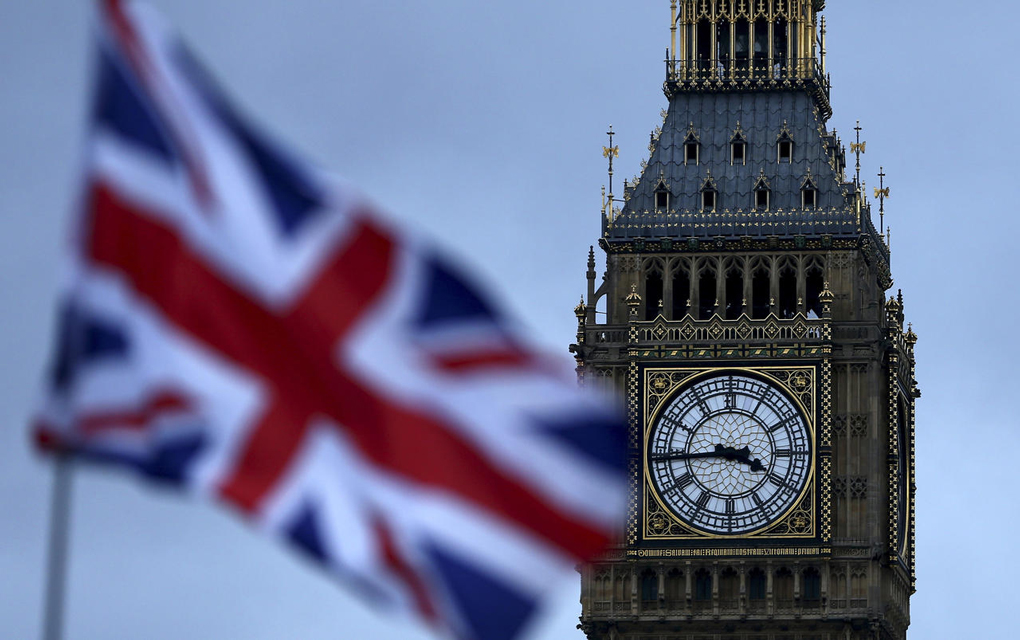 Royaume-Uni : Tirs devant le Parlement à Londres