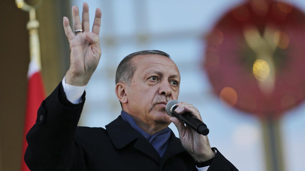 Turquie: Erdogan menace de dire «au revoir» à l’UE