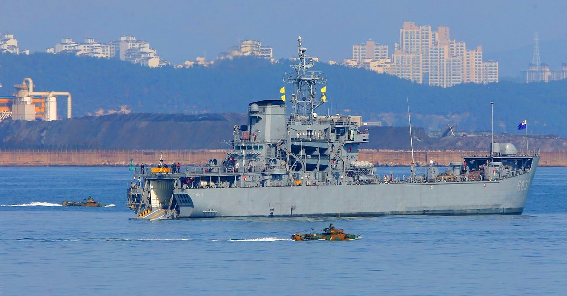 Un sous-marin américain débarque dans un port sud-coréen