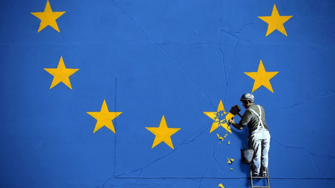 La nouvelle fresque de Banksy s’attaque au Brexit