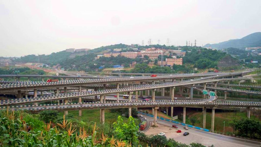 Cet échangeur rend fous les automobilistes de Chongqing