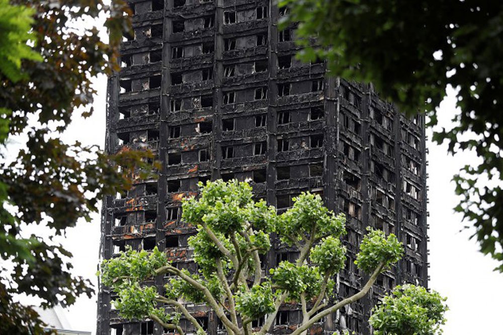 G.-B.: 60 immeubles déclarés non conformes aux normes anti-incendie