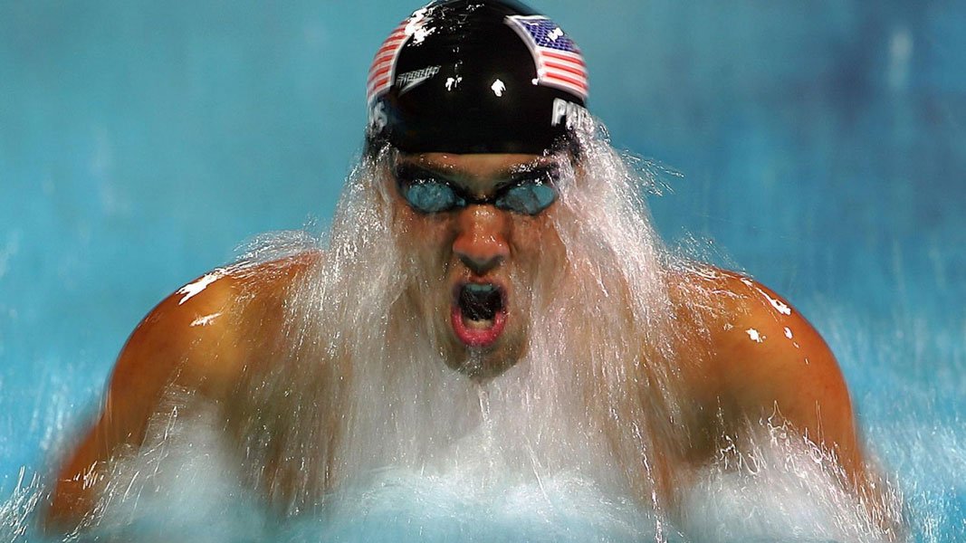 Michael Phelps va nager contre un requin