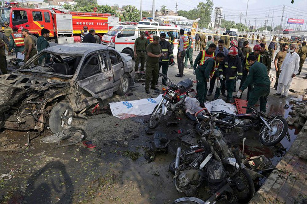 Pakistan: au moins 25 morts dans une explosion à Lahore