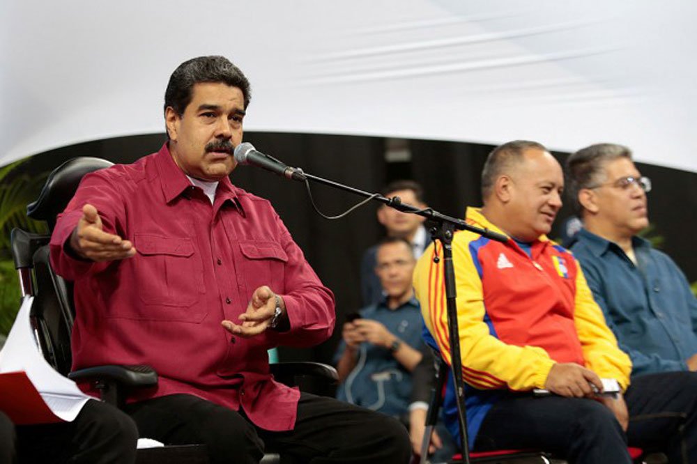 Venezuela: Maduro inaugure son Assemblée constituante