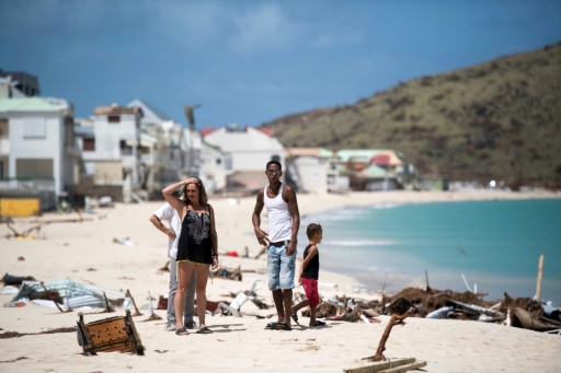 A Saint-Martin, ceux qui restent tentent de recommencer à vivre comme avant Irma