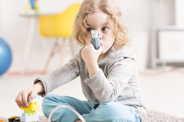 Asthme chez l’enfant : des antibiotiques souvent inutiles