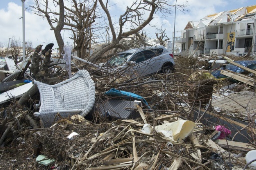 Dix jours après Irma, Saint-Martin se reconstruit pas à pas