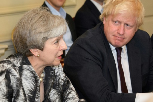 GB: Boris Johnson provoque Theresa May sur le Brexit