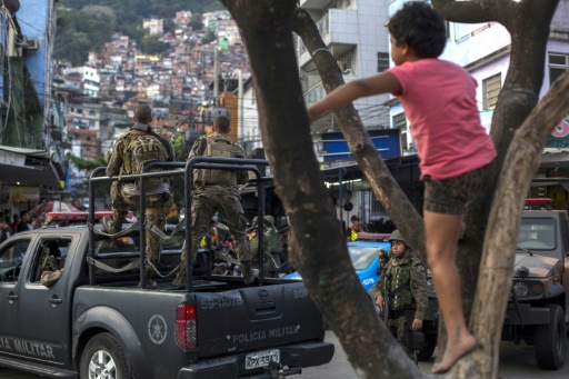 L’armée quitte une favela de Rio après une semaine d’occupation