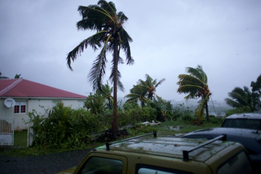Les pluies “infernales” de l’ouragan Maria frappent la Guadeloupe