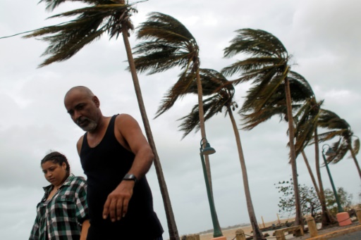 L’ouragan Maria fait 18 morts dans les Caraïbes, Porto Rico “anéanti”