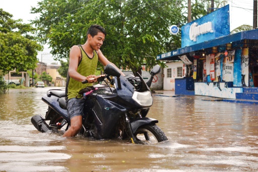 Mexique: l’ouragan Max a touché la côte pacifique 