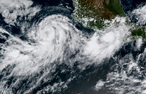 Norma rétrogradée au statut de tempête à l’approche du Mexique