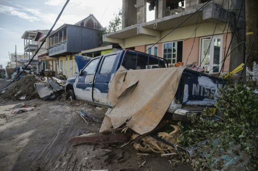 Ouragan Maria: l’aide arrive à la Dominique dévastée