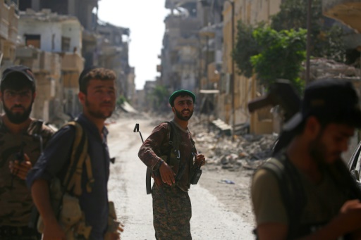Syrie: à Raqa, la bataille “historique” contre l’EI touche à sa fin
