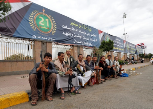 Yémen: des dizaines de milliers de Houthis célèbrent la conquête de Sanaa