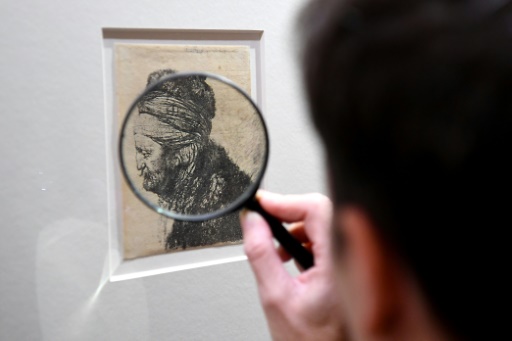 A Grenoble, 68 gravures de Rembrandt à examiner à la loupe