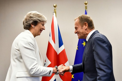 Brexit: “feu vert” pour préparer à 27 des discussions commerciales avec Londres (Tusk)