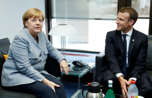 Catalogne: Merkel et Macron soutiennent le gouvernement espagnol