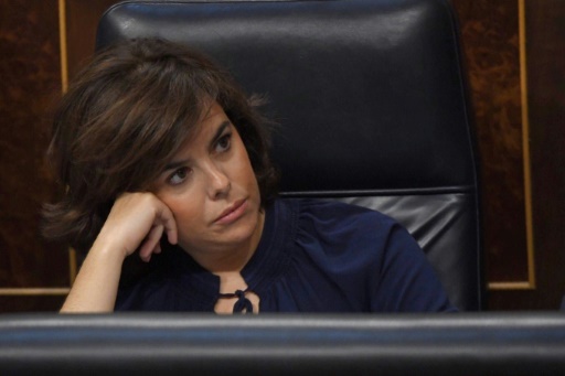 Catalogne: s’il persiste, Puigdemont n’aura plus aucun pouvoir samedi, dit Madrid
