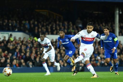 Europa League: Lyon montre les dents et mouche Everton