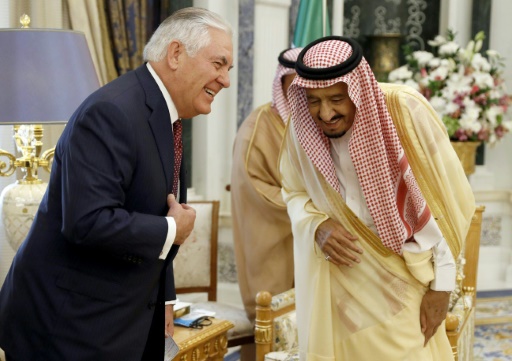 Irak, Iran et crise du Golfe au menu de Tillerson à Ryad et Doha