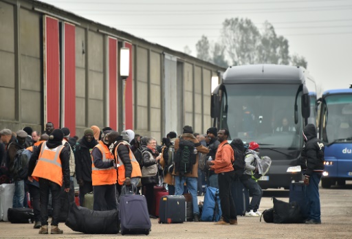 Jungle de Calais: un an après le démantèlement, une normalisation inachevée