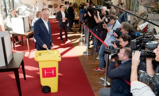 La CDU de Merkel perd un test électoral avant une dure quête de majorité