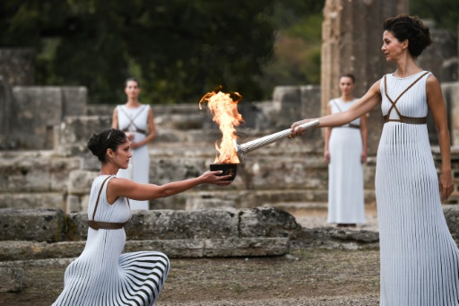 La flamme olympique des JO de PyeongChang officiellement allumée