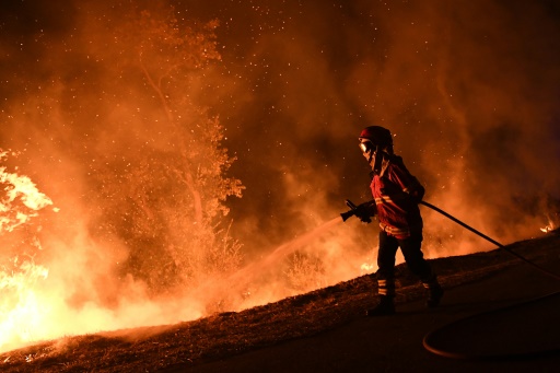 Les incendies au Portugal font tomber une ministre