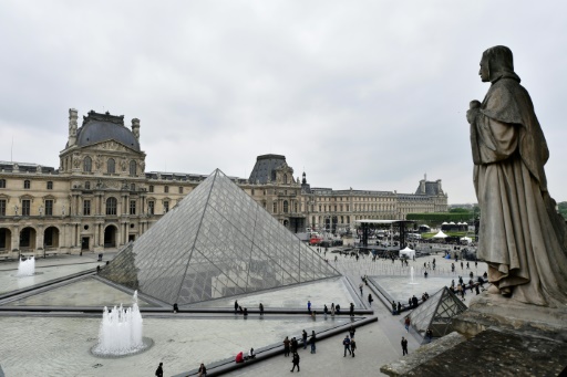 Livre d’heures de François Ier: le Louvre en appelle aux Français et à LVMH