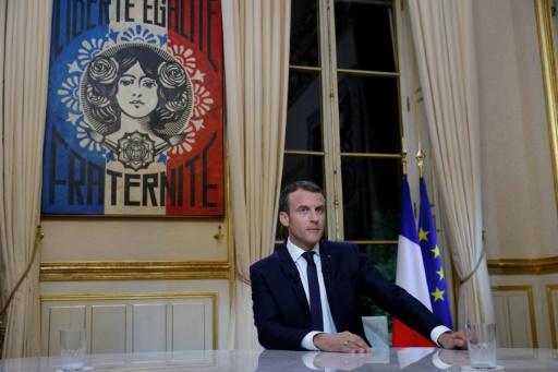 Macron défend son style de présidence et ses premières réformes