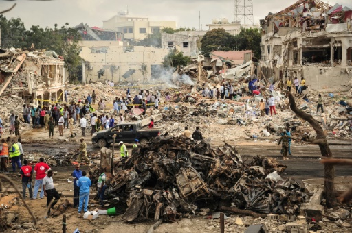 Somalie: 276 morts dans l’attentat de Mogadiscio, qui cherche les disparus