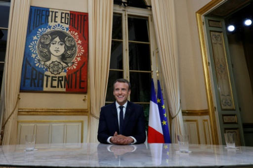 Street art et design contemporain: la communication visuelle d’Emmanuel Macron