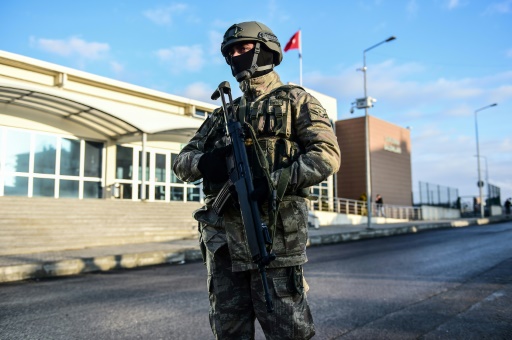 Turquie: 143 ex-militaires jugés pour une tuerie sur un pont d’Istanbul