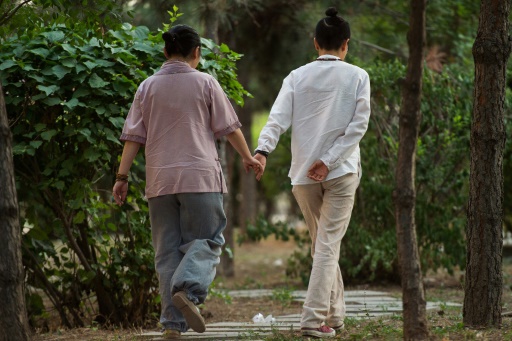 En Chine, des gays et des lesbiennes se réfugient dans le mariage blanc