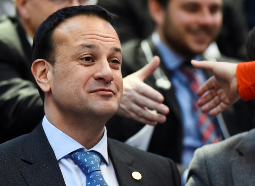 Irlande: la démission de la vice-Première ministre évite des élections
