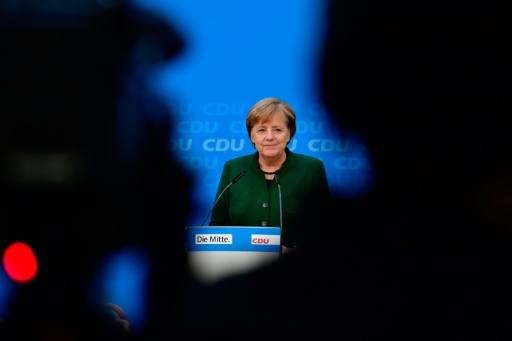 Merkel officialise sa volonté de négocier avec les sociaux-démocrates