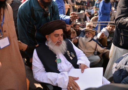 Pakistan: le gouvernement cède, les islamistes commencent à plier bagage