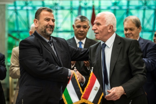 Passation de pouvoir à Gaza: le Fatah accuse le Hamas de ne pas respecter l’accord