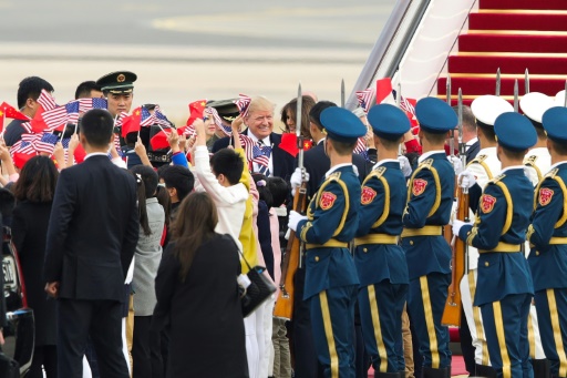 Trump poursuit en Chine sa croisade contre la Corée du Nord