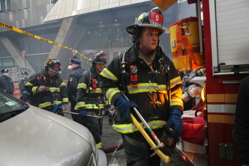 12 morts dans le pire incendie à New York depuis des décennies