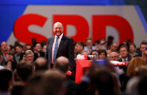 Allemagne: le patron du SPD plaide pour des discussions avec Merkel