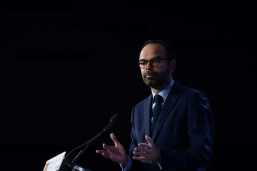 Edouard Philippe “assume” le coût de son Tokyo-Paris malgré la polémique